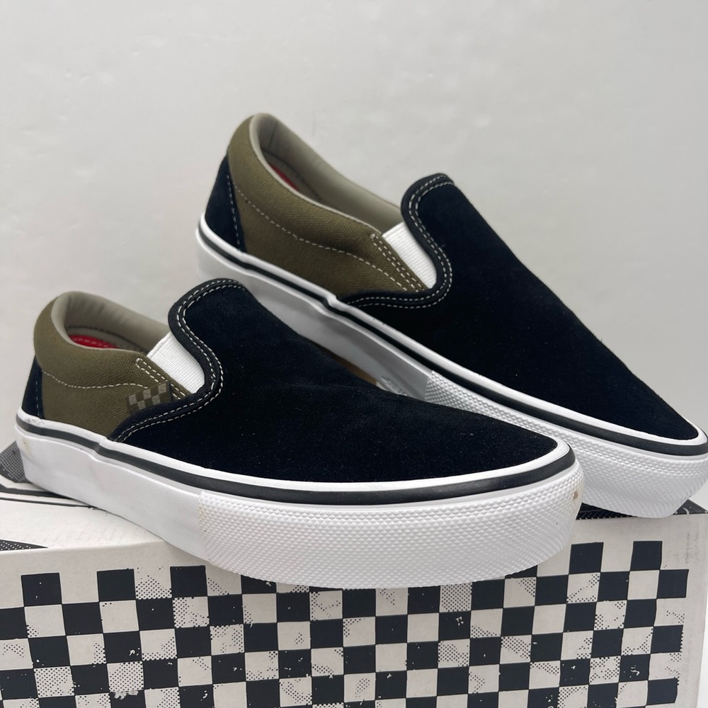Vans Men’s Skate Slip-On
Black Olive Sneakers
VN0A5FCAB1V - Picture 13 of 16
